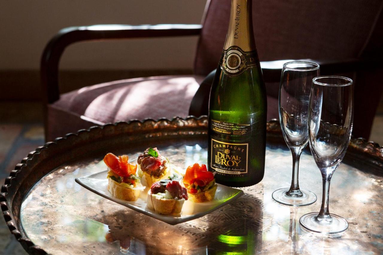 The American Colony Hotel - Small Luxury Hotels Of The World Йерусалим Екстериор снимка Champagne