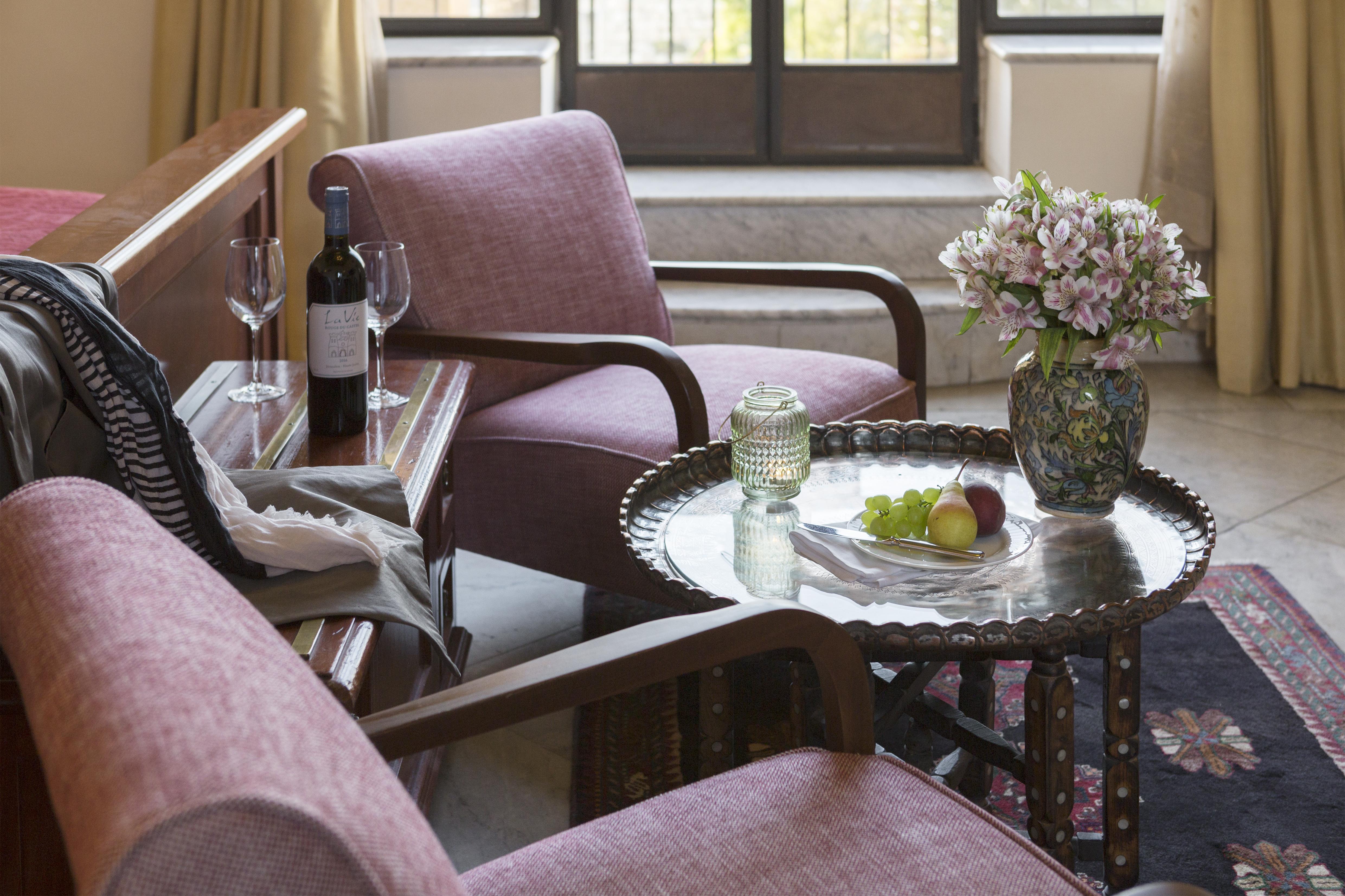The American Colony Hotel - Small Luxury Hotels Of The World Йерусалим Екстериор снимка A suite at the hotel